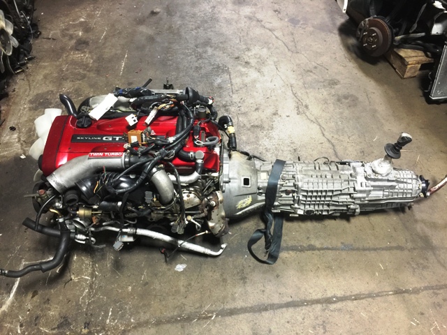 NISSAN SKYLINE GTR R34 RB26DETT MOTOR AND 6 SPEED GETRAG MT TRANSMISSION