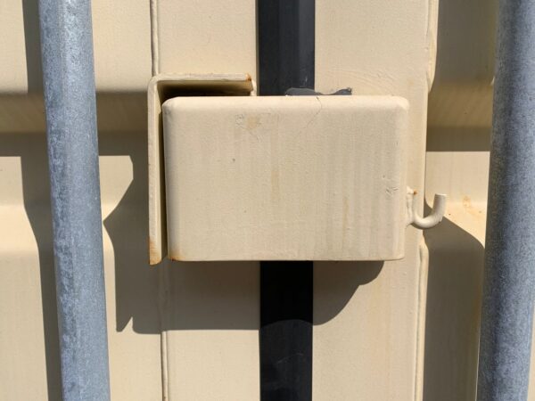 Used 40 ft High Cube Double-Door Shipping Container – Beige or Blue - Image 5