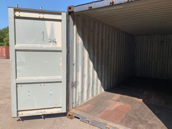 Used 20 ft Standard Height Shipping Container – Blue or Red - Image 15