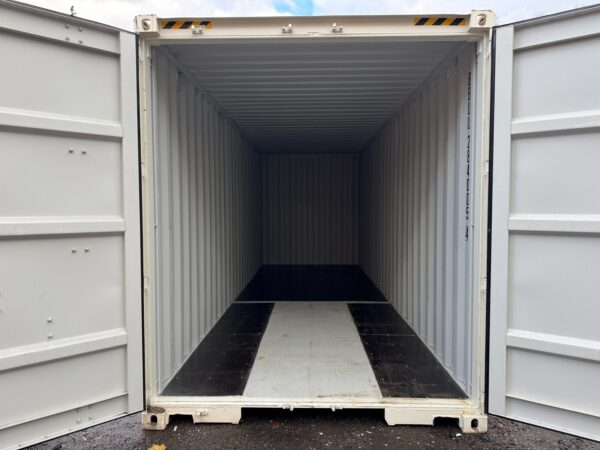 New 24 ft High Cube Shipping Container – White or Red - Image 15