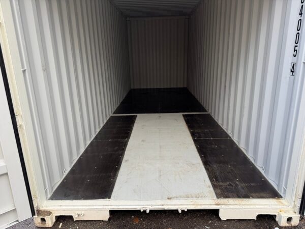 New 24 ft High Cube Shipping Container – White or Red - Image 19