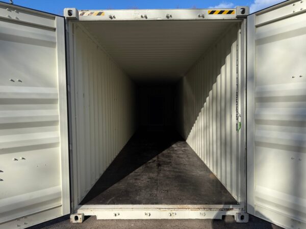 Used 40 ft High Cube Shipping Container – Beige or Red - Image 15