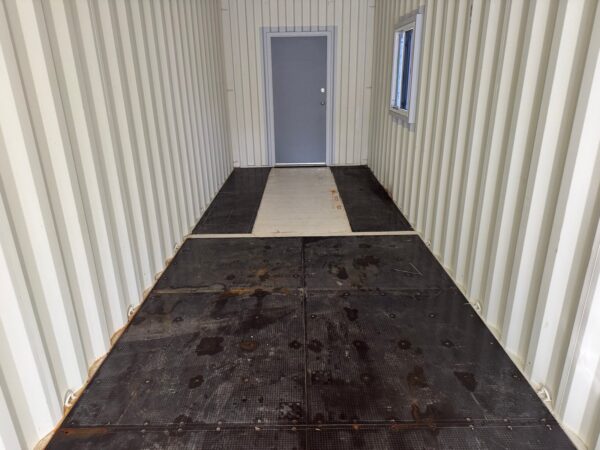 Used 40 ft High Cube Shipping Container – Beige or Red - Image 29