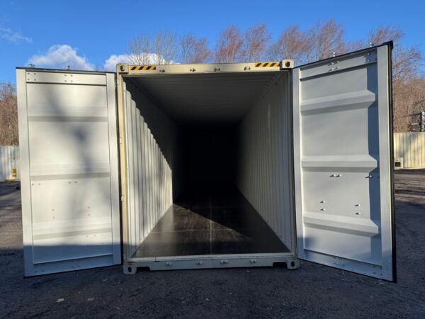 As-Is 40 ft High Cube Refrigerated Shipping Container – Beige or Red - Image 16