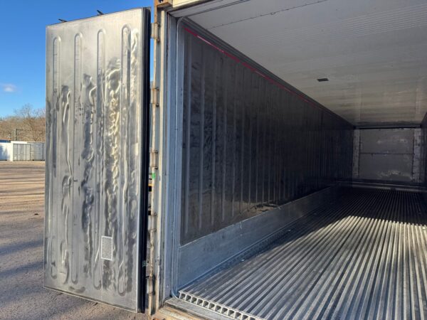 As-Is 40 ft High Cube Refrigerated Shipping Container – White or Red - Image 22