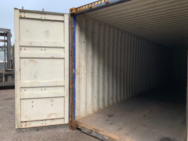 Used 40 ft High Cube Shipping Container – Blue or Red - Image 15