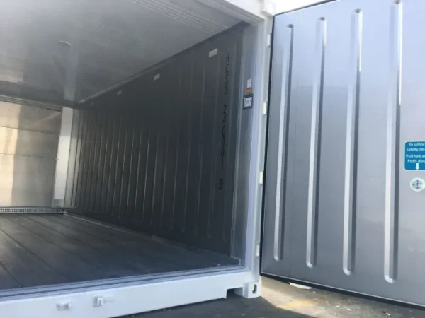 Used 20 ft Refrigerated Shipping Container - Image 3